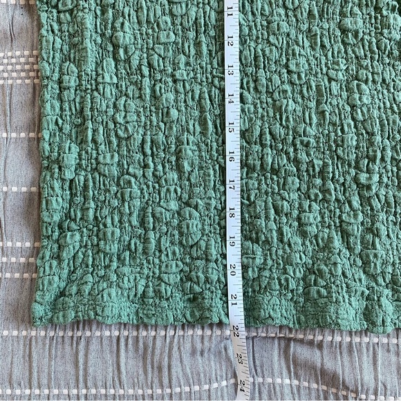 Old Navy Lace Crewneck Short Sleeve Top Green Small Floral Work Casual Summer - Picture 10 of 11